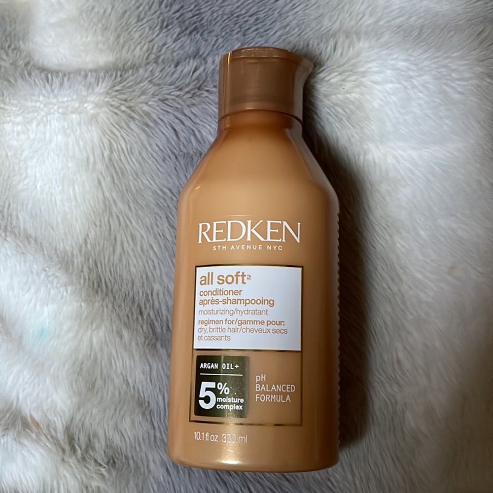- Redken All Soft Shampoo and Conditioner - Picture 3 of 4